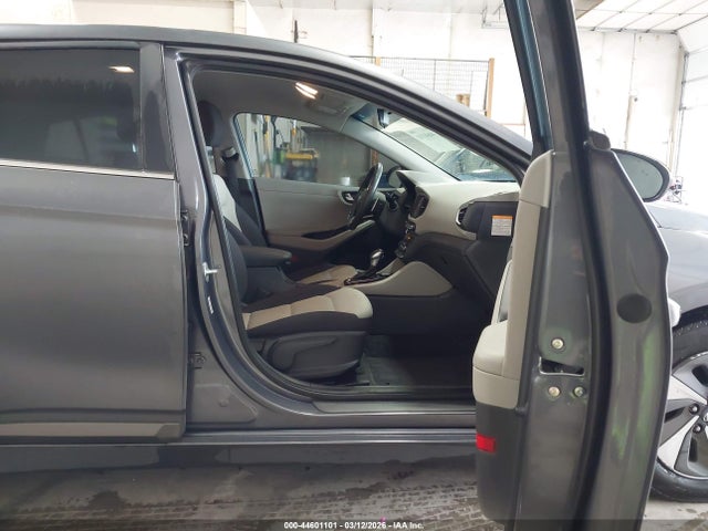 KMHC75LC5JU092305 Hyundai Ioniq Hybrid Sel