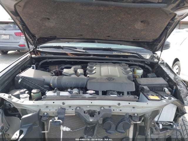 2023 TOYOTA 4RUNNER JTEEU5JR7P5287009 Photo 9