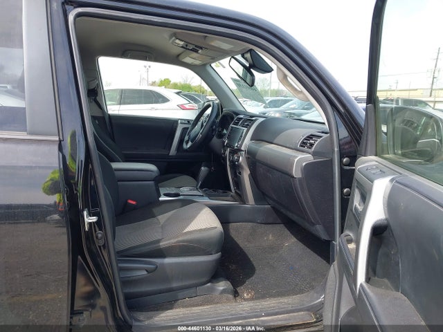 2023 TOYOTA 4RUNNER JTEEU5JR7P5287009 Photo 4