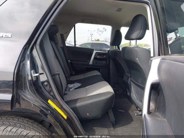 2023 TOYOTA 4RUNNER JTEEU5JR7P5287009 Photo 7