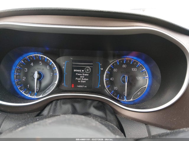 44601151 :رقم المزاد ، 2C4RC1BGXHR642144 vin ، 2017 Chrysler Pacifica Touring-l مزاد بيع