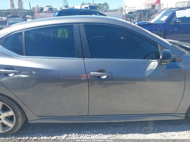 44601172 :رقم المزاد ، 3N1AB8DV3MY200971 vin ، 2021 Nissan Sentra Sr Xtronic Cvt مزاد بيع
