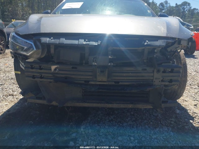 44601172 :رقم المزاد ، 3N1AB8DV3MY200971 vin ، 2021 Nissan Sentra Sr Xtronic Cvt مزاد بيع