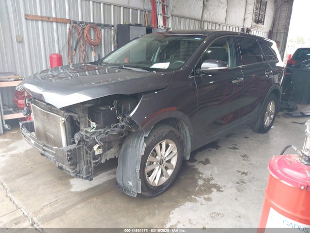 44601178 :رقم المزاد ، 5XYPG4A31KG508842 vin ، 2019 Kia Sorento 2.4l Lx مزاد بيع