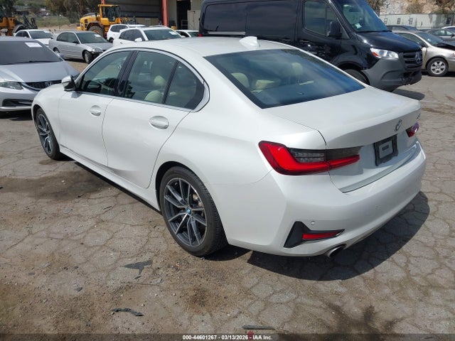 44601267 :رقم المزاد ، 3MW5R1J04M8B70869 vin ، 2021 Bmw 330i مزاد بيع