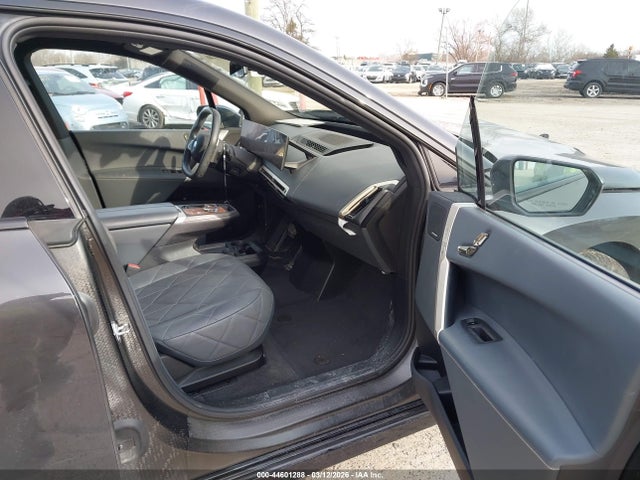 Продаж на аукціоні авто 2022 Bmw Ix Xdrive50, vin: WB523CF07NCK73589, номер лоту: 44601288