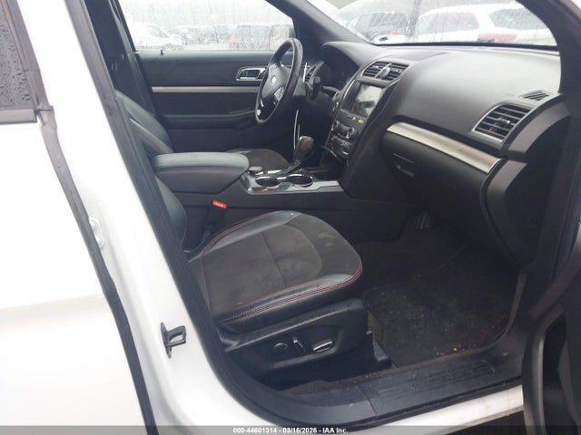 Ford EXPLORER XLT 2018 1FM5K8D86JGA50422 Image 5
