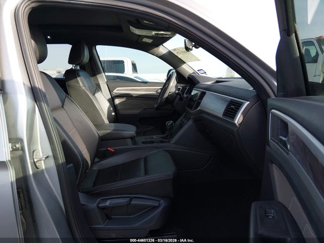 44601326 :رقم المزاد ، 1V2JE2CA6MC237164 vin ، 2021 Volkswagen Atlas Cross Sport 3.6l V6 Se W/technology مزاد بيع