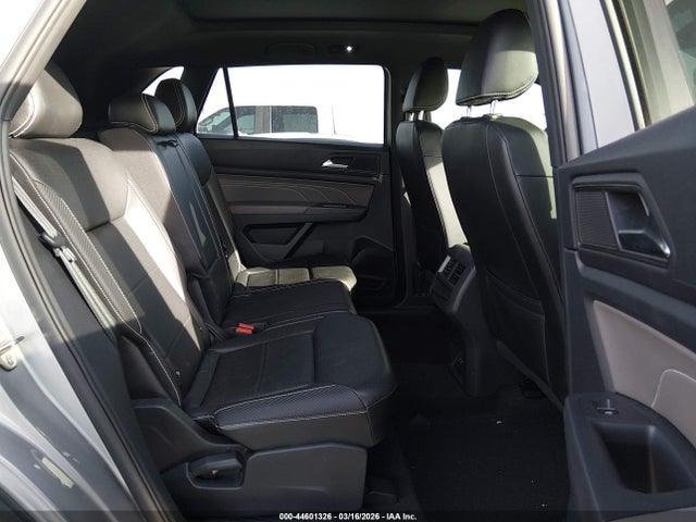44601326 :رقم المزاد ، 1V2JE2CA6MC237164 vin ، 2021 Volkswagen Atlas Cross Sport 3.6l V6 Se W/technology مزاد بيع