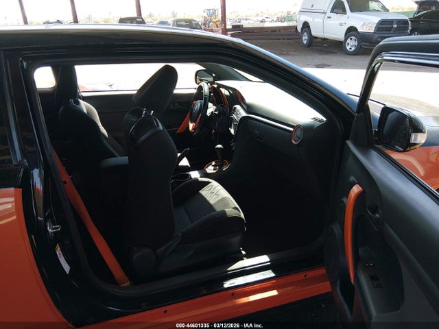 2015 SCION TC JTKJF5C78FJ006617 Photo 4
