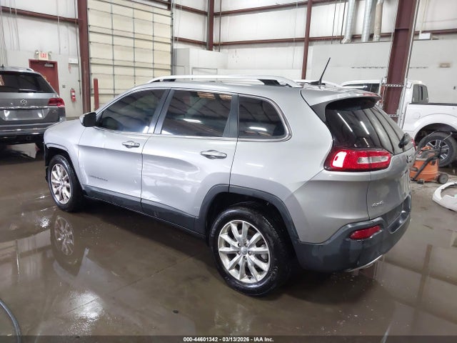 1C4PJMDB3GW357548 Jeep Cherokee Limited