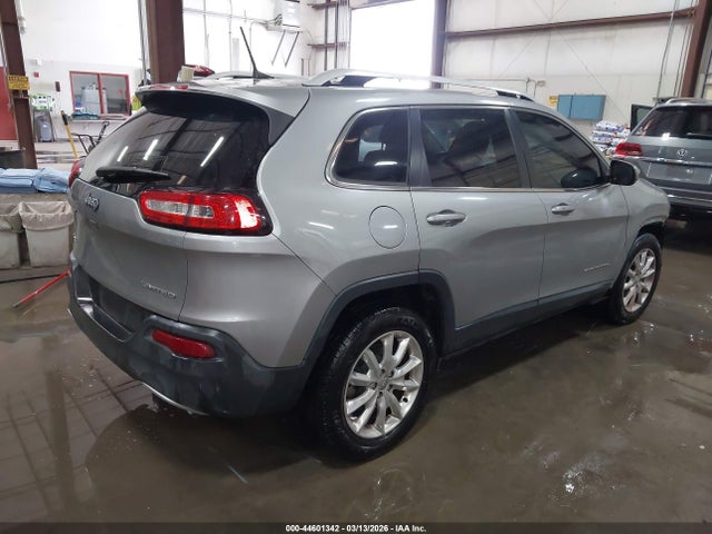 1C4PJMDB3GW357548 Jeep Cherokee Limited