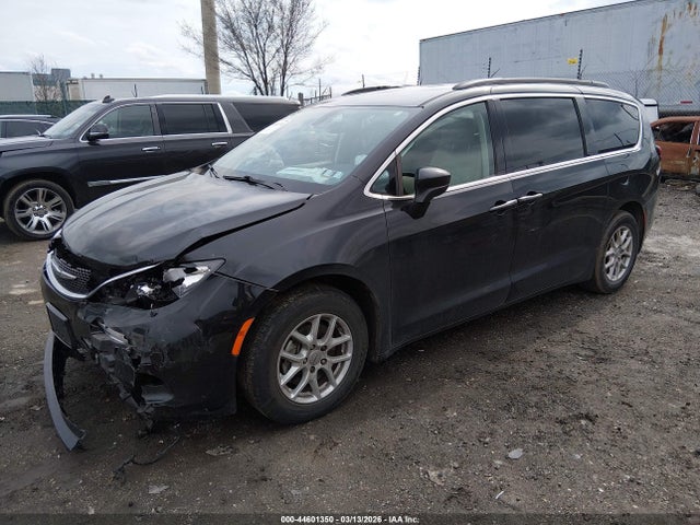 2C4RC1DGXMR566383 Chrysler Voyager Lxi