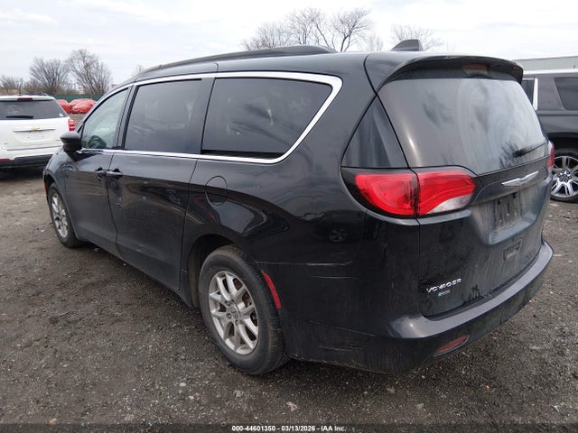 2C4RC1DGXMR566383 Chrysler Voyager Lxi