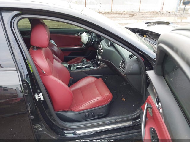 2018 KIA STINGER KNAE55LC6J6023370 Photo 4