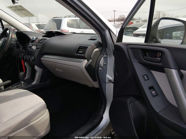 44601362 :رقم المزاد ، JF2SJAEC9EH555957 vin ، 2014 Subaru Forester 2.5i Premium مزاد بيع