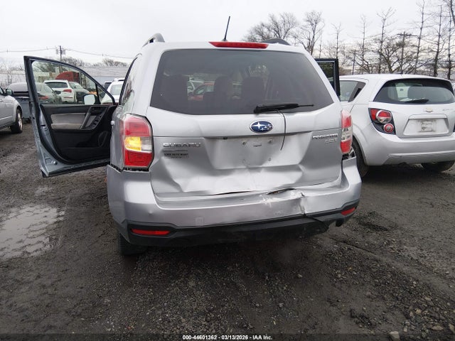 44601362 :رقم المزاد ، JF2SJAEC9EH555957 vin ، 2014 Subaru Forester 2.5i Premium مزاد بيع