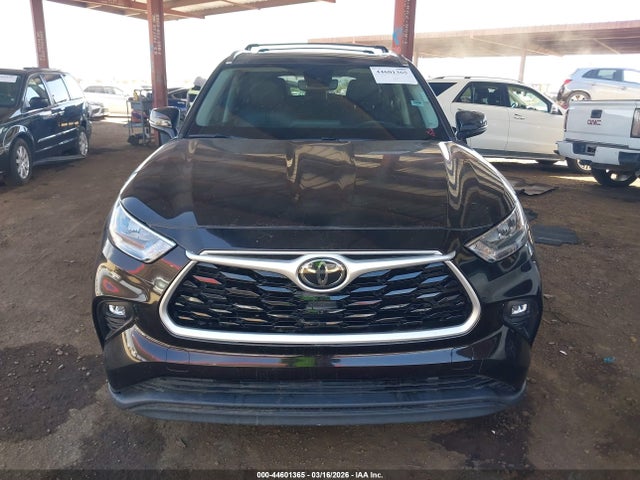 5TDHZRAH1LS018901 Toyota Highlander Xle