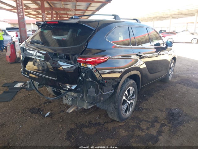 2020 TOYOTA HIGHLANDER 5TDHZRAH1LS018901 Photo 3