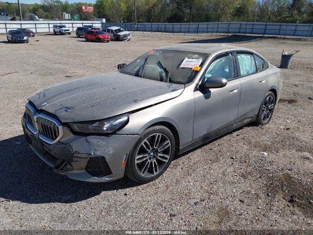44601370 :رقم المزاد ، WBA43FJ0XRCS73661 vin ، 2024 Bmw 530 I مزاد بيع