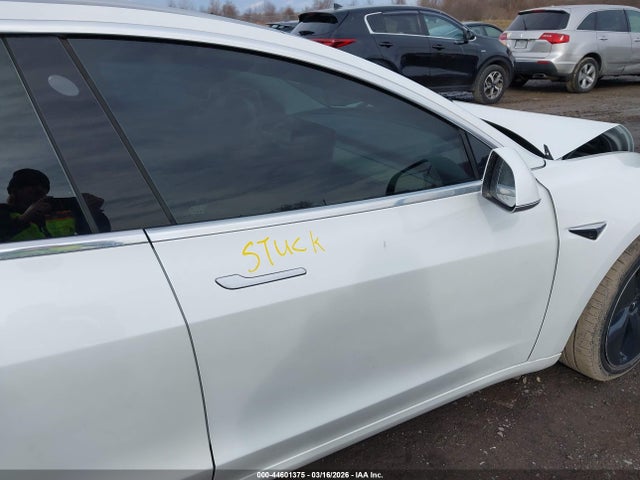 2020 TESLA MODEL 3 5YJ3E1EB7LF665434 Photo 4