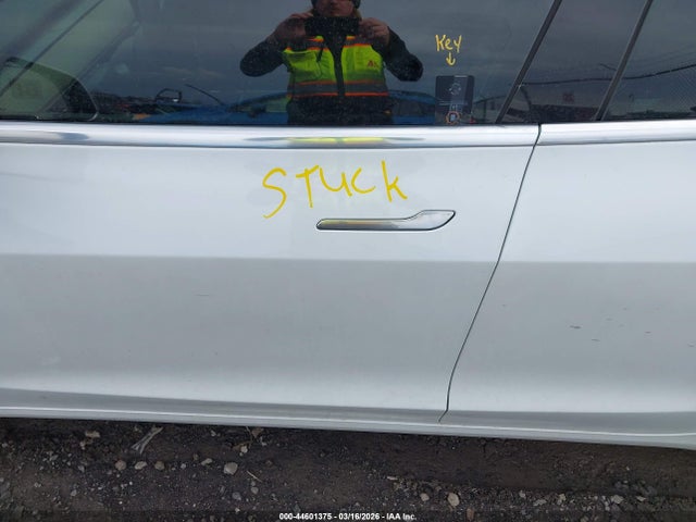 Продажа на аукционе авто 2020 Tesla Model 3 Long Range Dual Motor All-wheel Drive, vin: 5YJ3E1EB7LF665434, номер лота: 44601375