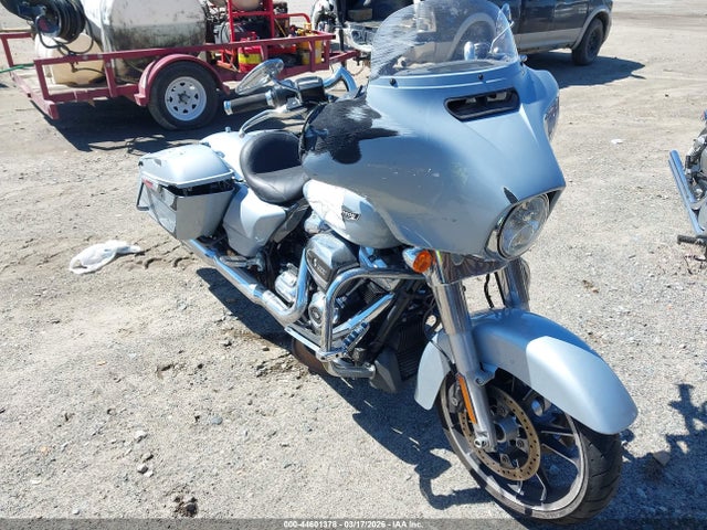 Harley-Davidson FLHX 2023 1HD1KBC12PB659757 Image 15