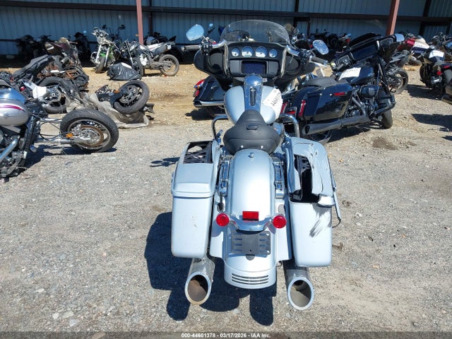 Harley-Davidson FLHX 2023 1HD1KBC12PB659757 Image 6