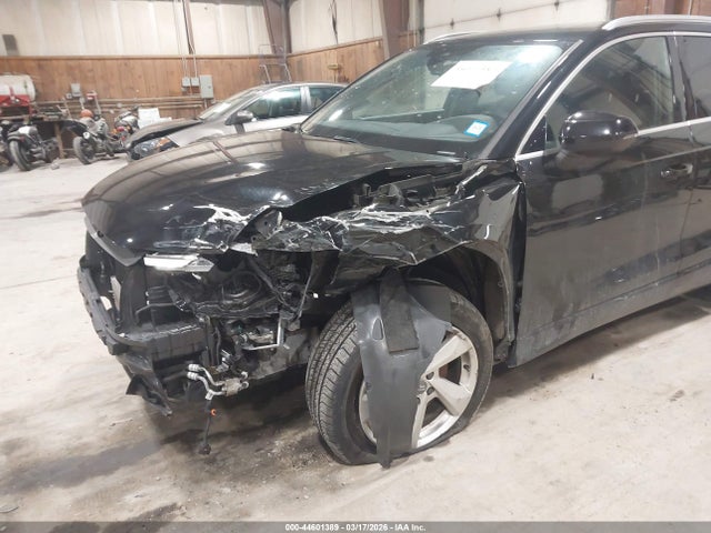 2020 Audi Q3 Premium 45 Tfsi Quattro Tiptronic მანქანა იყიდება აუქციონზე, vin: WA1AECF39L1114709, აუქციონის ნომერი: 44601389