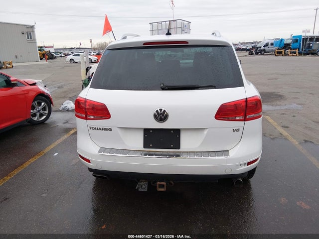Продажа на аукционе авто 2014 Volkswagen Touareg 3.6l Sport, vin: WVGEF9BP6ED008442, номер лота: 44601427