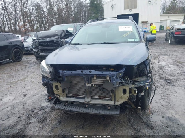2017 Subaru Outback 2.5i Premium მანქანა იყიდება აუქციონზე, vin: 4S4BSAFC4H3202100, აუქციონის ნომერი: 44601432