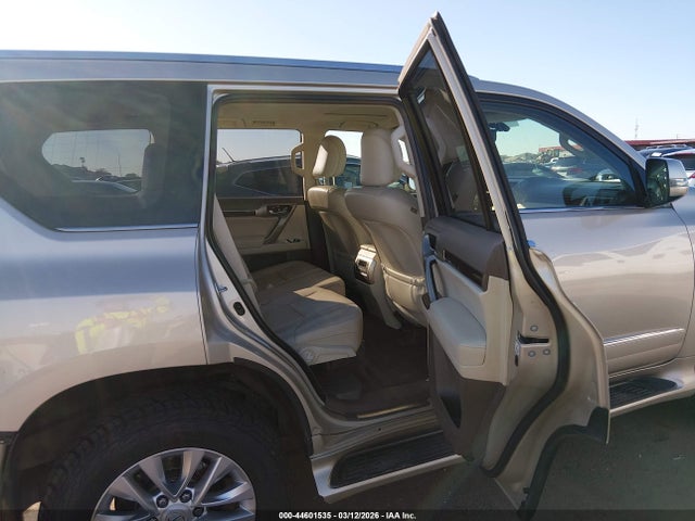 44601535 :رقم المزاد ، JTJBM7FX7E5077059 vin ، 2014 Lexus Gx 460 مزاد بيع