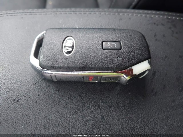 KNDERCAA9M7205754 KIA SELTOS EX