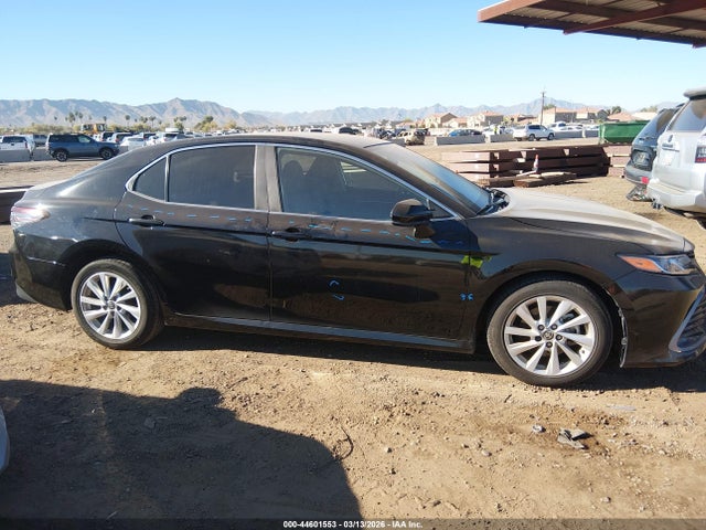 4T1C11AK9RU212400 Toyota CAMRY LE