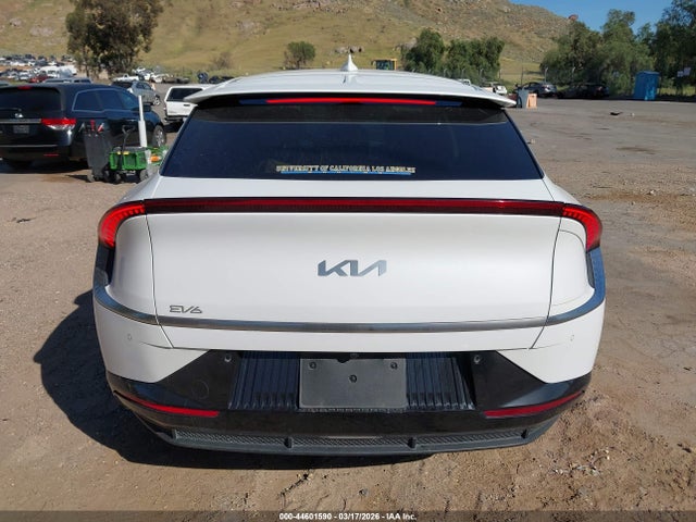 44601590 :رقم المزاد ، KNDC34LA5N5059703 vin ، 2022 Kia Ev6 Wind مزاد بيع