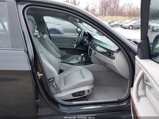44601596 :رقم المزاد ، WBAPK5C58BA811231 vin ، 2011 Bmw 328i Xdrive مزاد بيع