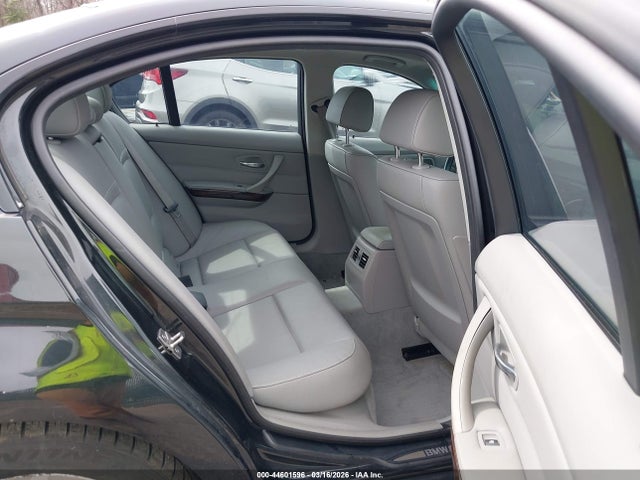 44601596 :رقم المزاد ، WBAPK5C58BA811231 vin ، 2011 Bmw 328i Xdrive مزاد بيع