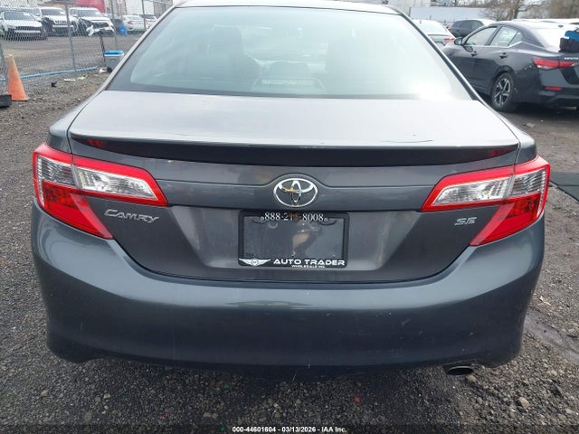 2013 Toyota Camry Se მანქანა იყიდება აუქციონზე, vin: 4T1BF1FKXDU293700, აუქციონის ნომერი: 44601604