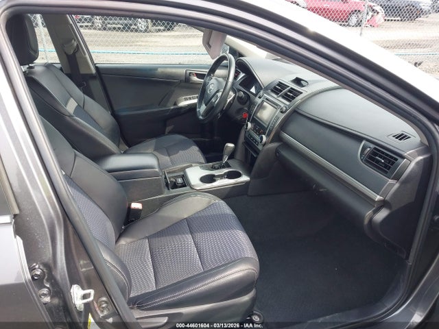 2013 Toyota Camry Se მანქანა იყიდება აუქციონზე, vin: 4T1BF1FKXDU293700, აუქციონის ნომერი: 44601604