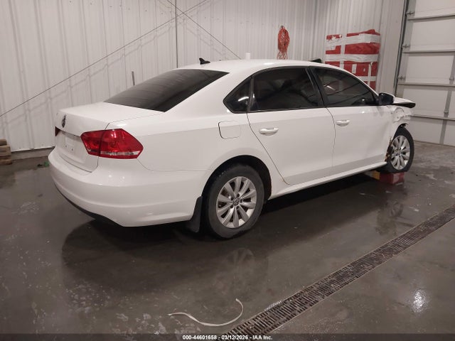 Продаж на аукціоні авто 2014 Volkswagen Passat 2.5l Wolfsburg Edition, vin: 1VWAH7A38EC019946, номер лоту: 44601658