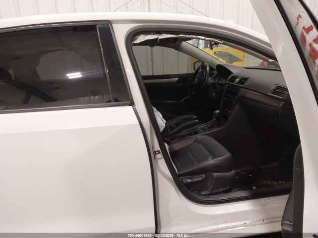 Продаж на аукціоні авто 2014 Volkswagen Passat 2.5l Wolfsburg Edition, vin: 1VWAH7A38EC019946, номер лоту: 44601658