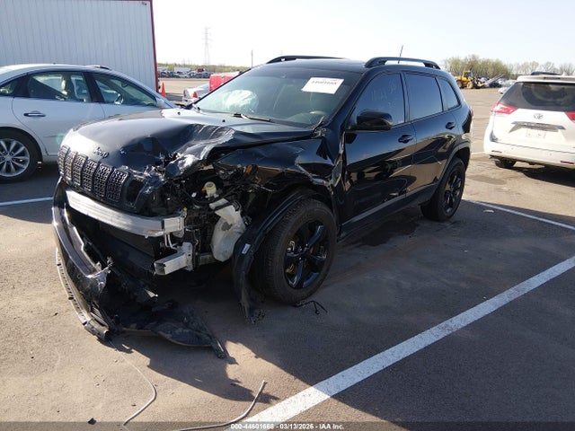 44601668 :رقم المزاد ، 1C4PJMMB9PD102821 vin ، 2023 Jeep Cherokee Altitude Lux 4x4 مزاد بيع