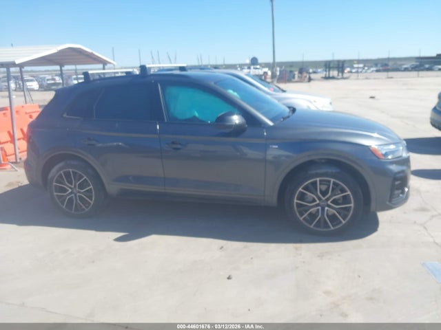 Продаж на аукціоні авто 2022 Audi Q5 Premium Plus 45 Tfsi S Line Quattro S Tronic, vin: WA1EAAFY1N2005896, номер лоту: 44601676