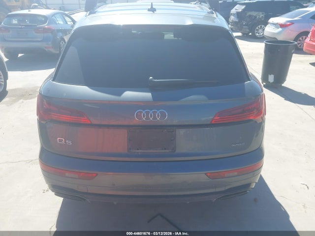 Продаж на аукціоні авто 2022 Audi Q5 Premium Plus 45 Tfsi S Line Quattro S Tronic, vin: WA1EAAFY1N2005896, номер лоту: 44601676
