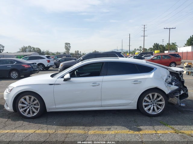 2018 Audi A5 2.0t Premium მანქანა იყიდება აუქციონზე, vin: WAUBNCF56JA103298, აუქციონის ნომერი: 44601692