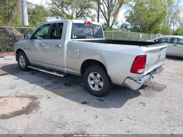 44601763 :رقم المزاد ، 1C6RR6GT6FS553157 vin ، 2015 Ram 1500 Slt مزاد بيع