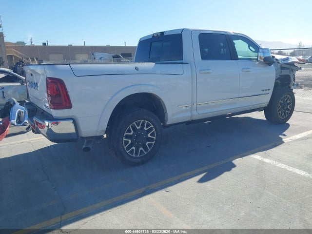 3C63R3SL5TG252961 RAM 3500 Limited 4x4 6&#039;4 Box