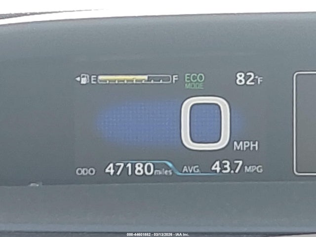 Toyota Prius Three 2018 JTDKARFU6J3553742 Image 15