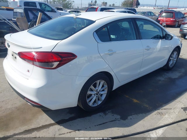 KIA FORTE S 2017 3KPFL4A73HE006477 Image 4