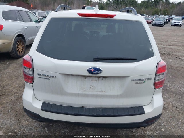 Subaru Forester 2.5i Premium 2016 JF2SJADC2GH436717 Image 17